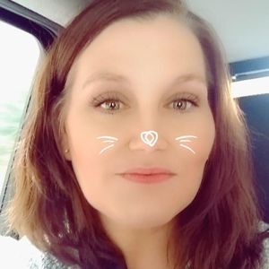 Meet your Posher, Angie